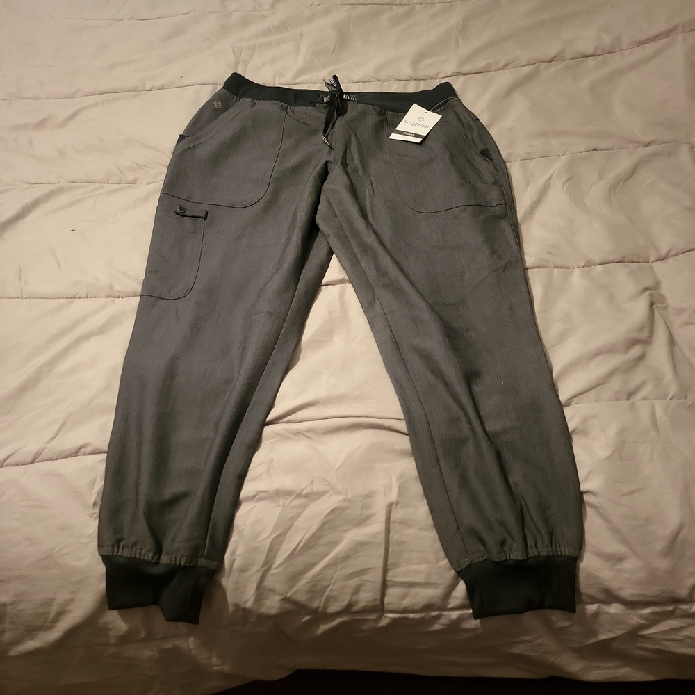 Jogger scrubs